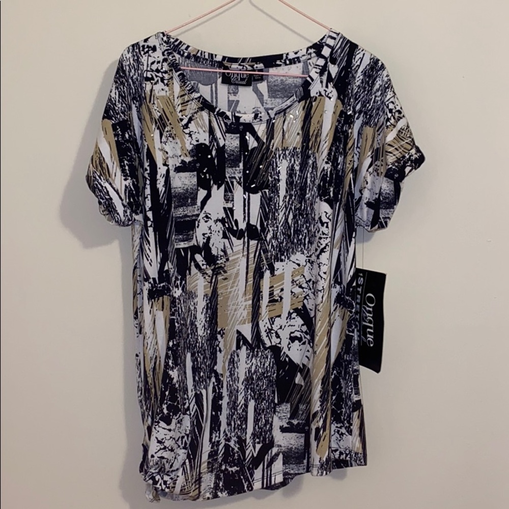 Onque Casuals Black and White Short Sleeve Top